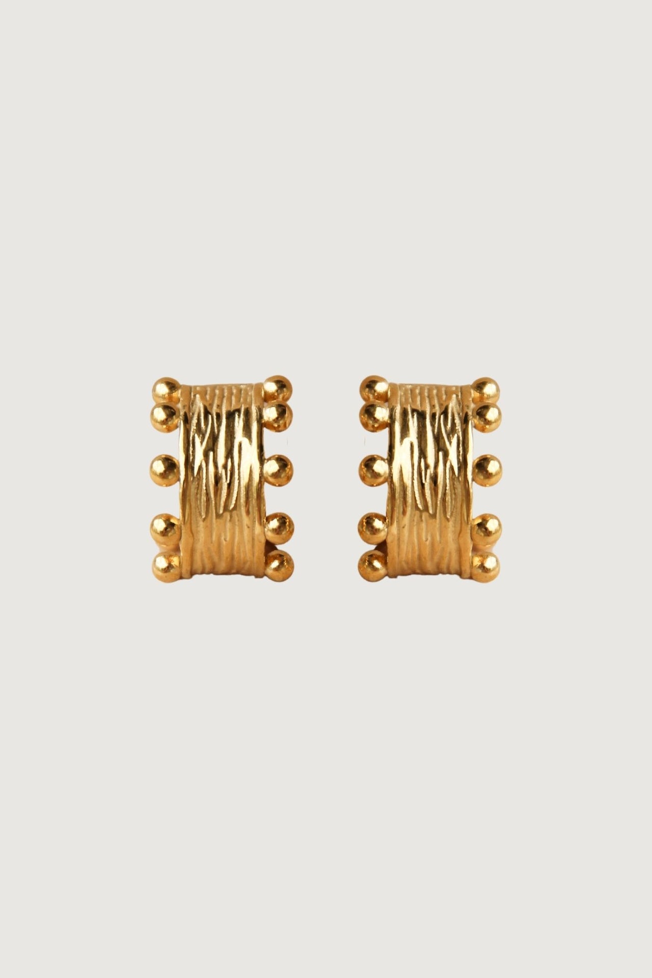 LIYLAH TEXTURED STUD EARRINGS GOLD