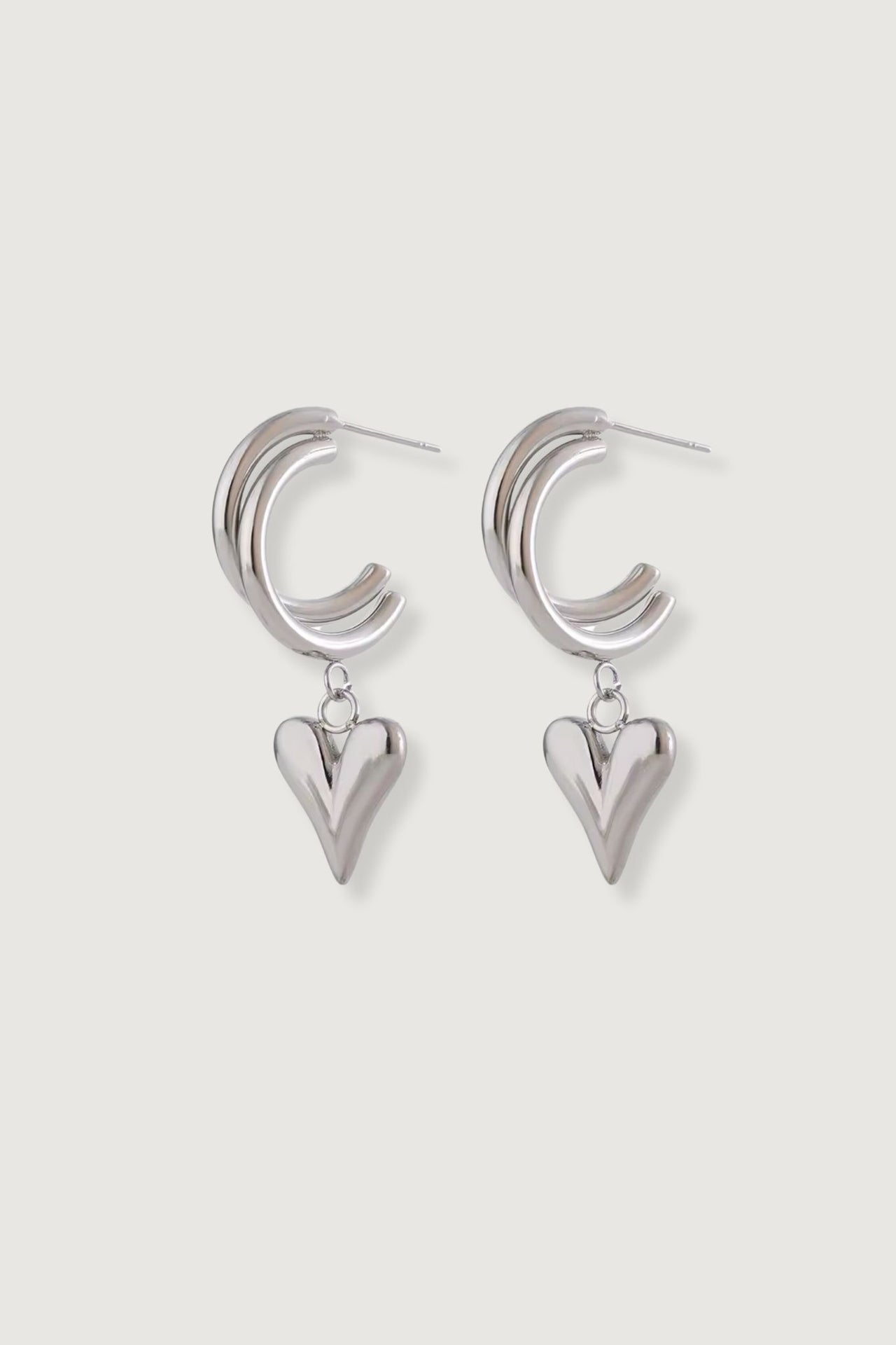 CUPID HEART EARRINGS SILVER