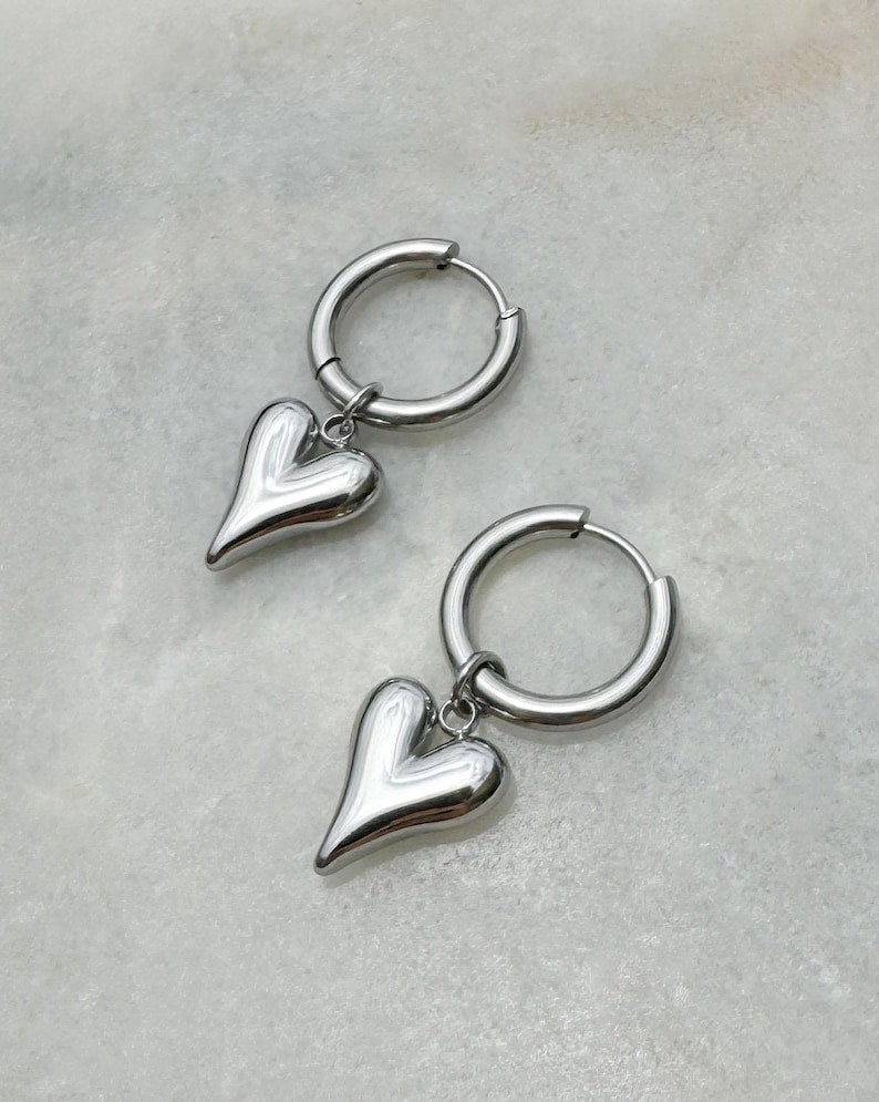 HEART CHARM HOOP EARRINGS SILVER - STUDIO JO STORE  