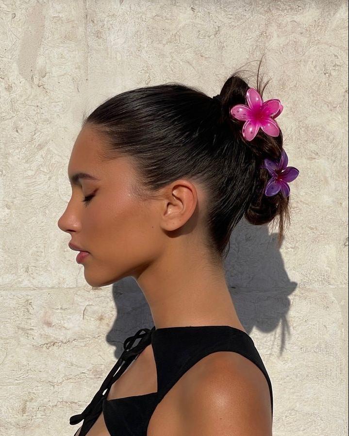 FRANGIPANI FLOWER HAIR CLIP 8CM MULTI - STUDIO JO STORE  