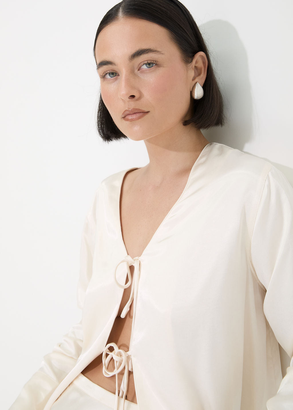 BISK THE LABEL BRIGETTE PEARL SATIN TIE BLOUSE