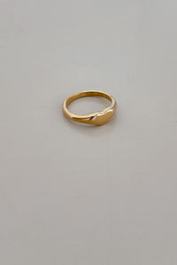 Thumbnail for YOUR HEART SIGNET RING GOLD