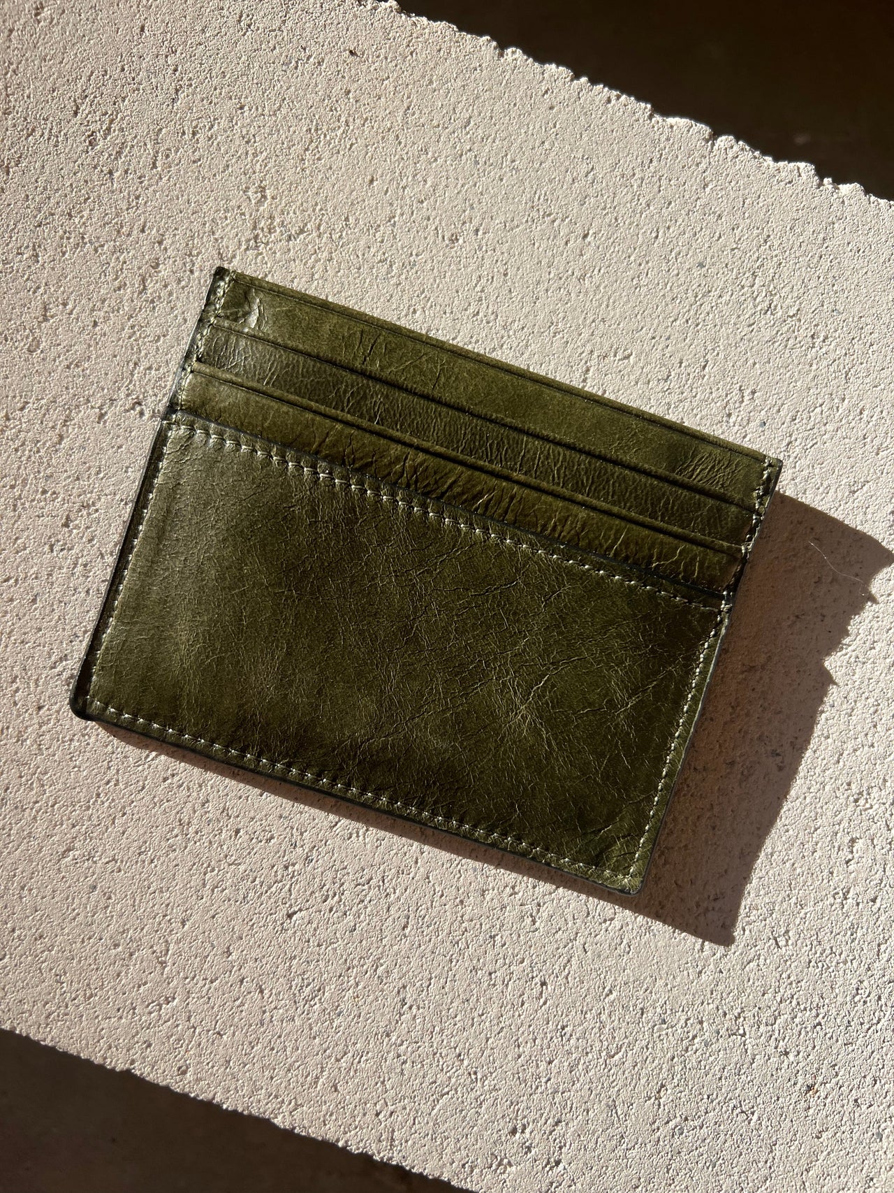 FRIDAY VERVE CARD HOLDER OLIVE