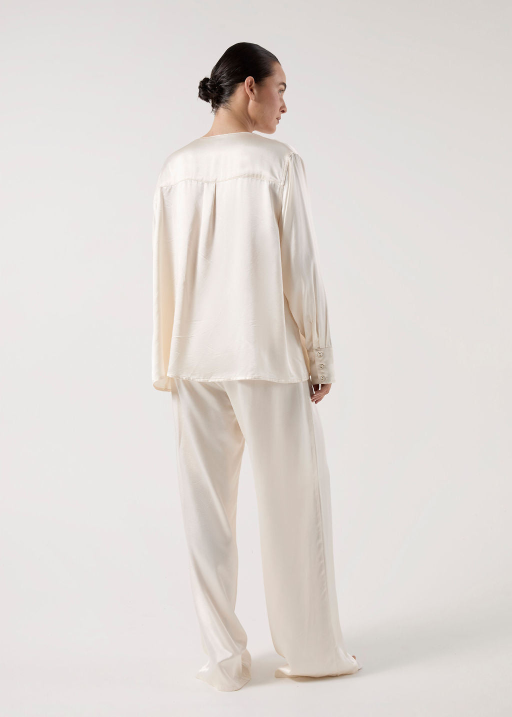 BISK THE LABEL BRIGETTE PEARL SATIN PANT