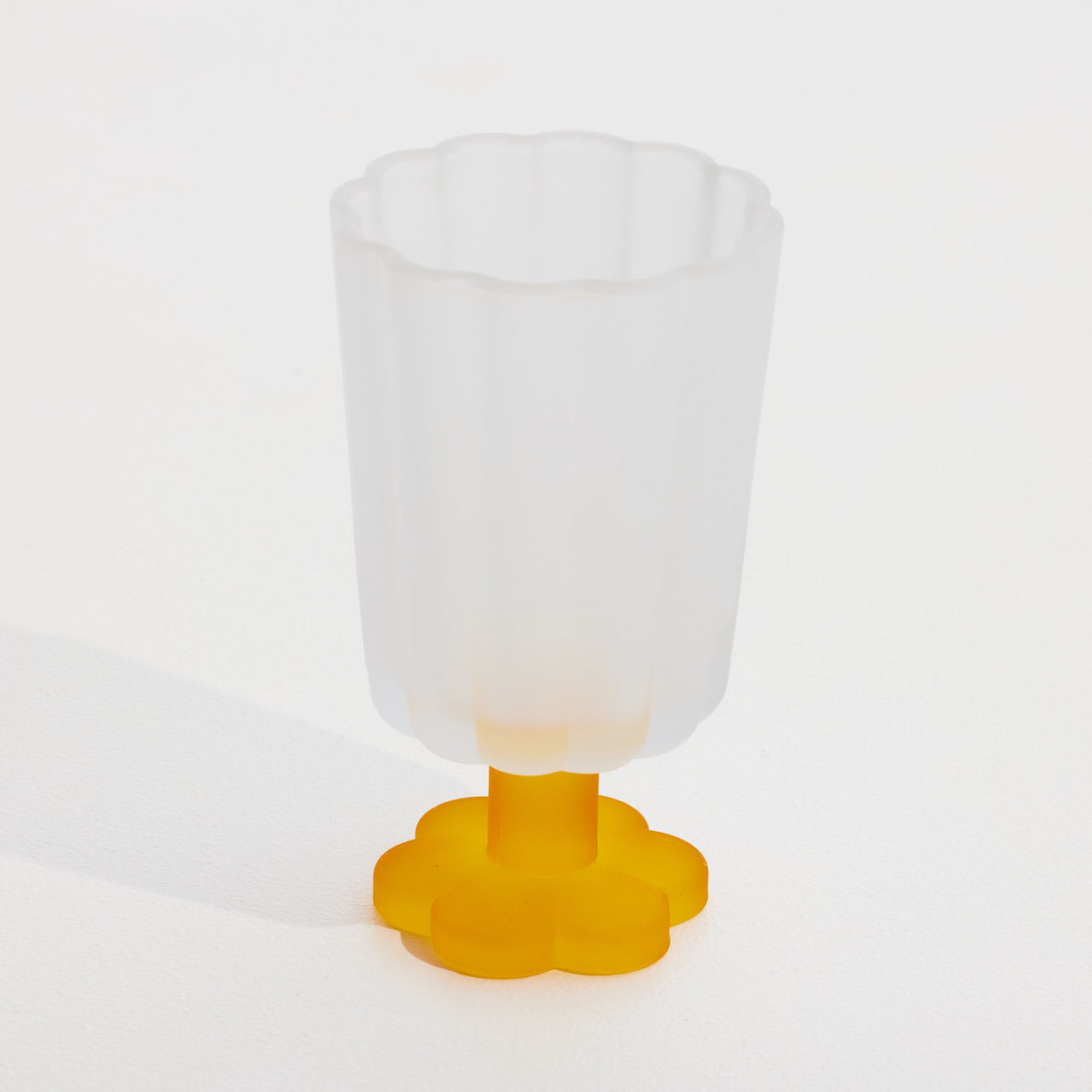 Petal Glass Goblet I Mochi - STUDIO JO STORE  